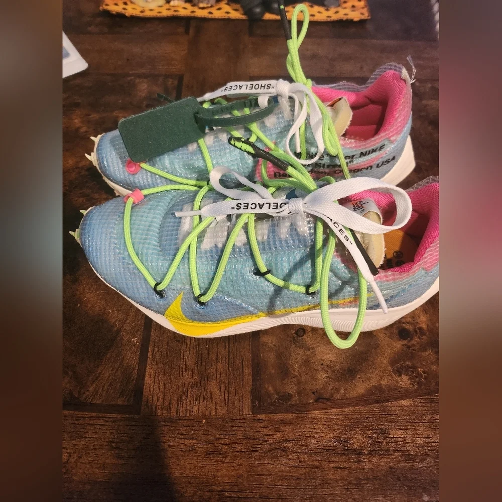 Off-White x Nike Zoom Vapor Street 